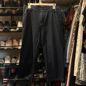 Market & Spruce Black Cropped Pants